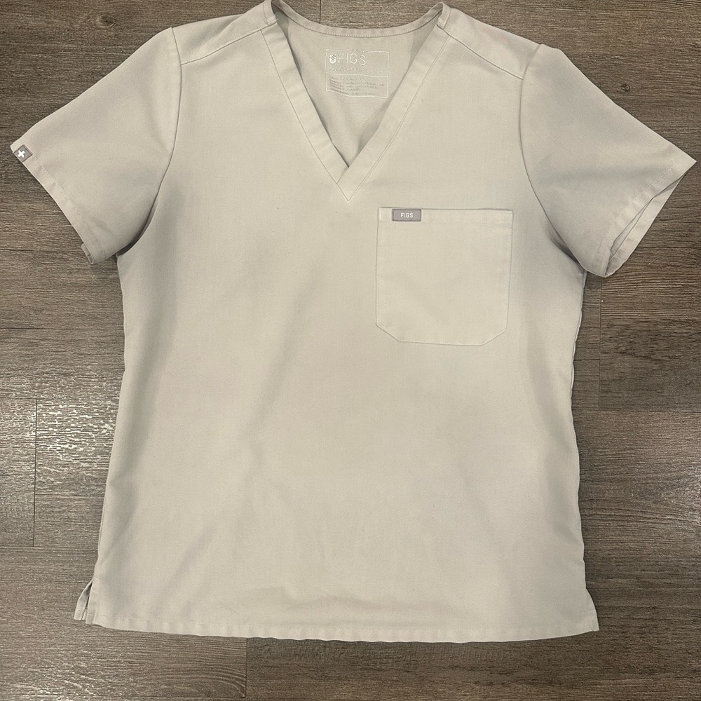 FIGS Catarina Scrub Top